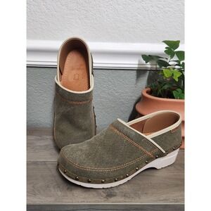 Dansko Canvas Dark Beige Khaki Studded Comfort Clogs Sz 40 Stitched Ivory Sole
